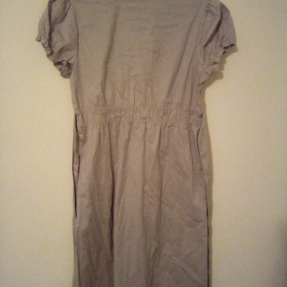 Dress - Picture 2 of 3